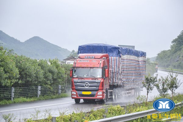 emc易倍科普：杜绝货车变祸车 从改变驾驶习惯开始